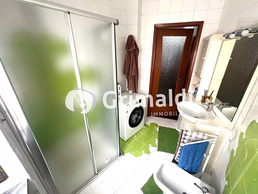 Immagine 16 di Trilocale in vendita  in Via Alessandro di Gifflenga 7 a Vercelli