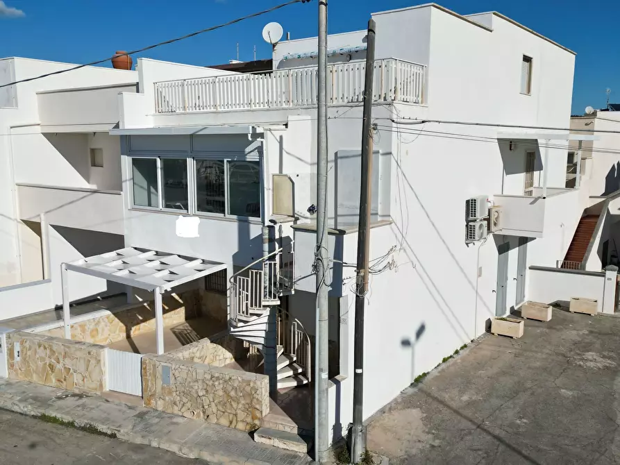 Immagine 6 di Pentalocale in vendita  in Via Giovanni Battista Tiepolo 53 a Ugento