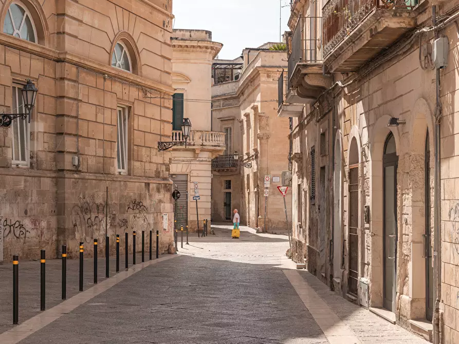 Immagine 13 di Casa indipendente in vendita  in Via Roberto Caracciolo 30 a Lecce