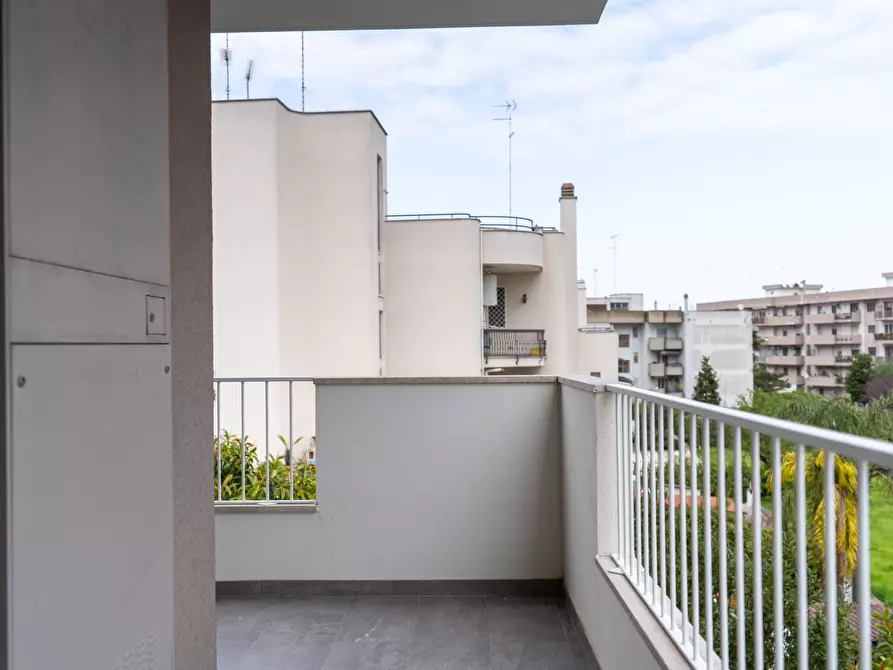 Immagine 47 di Bilocale in vendita  in Via Oronzo de Donno 5 a Lecce