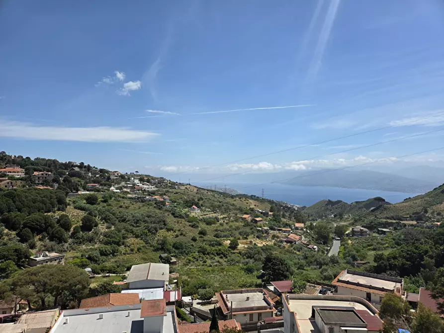 Immagine 11 di Quadrilocale in vendita  in Curcuraci- Cpl. Valsole a Messina