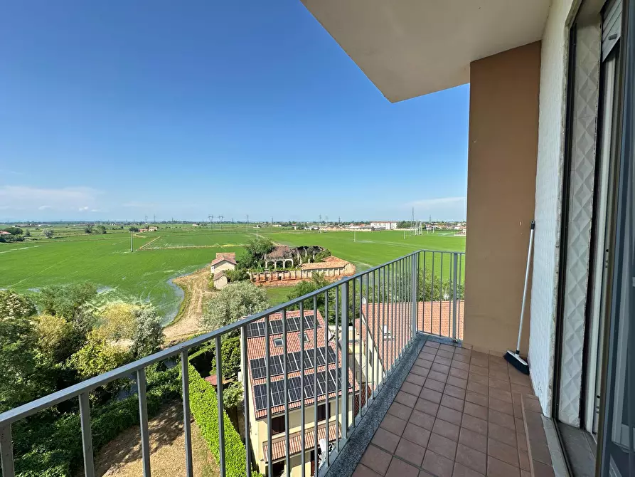 Immagine 17 di Trilocale in vendita  in Via 53rd Reggimento Fanteria Umbria 7 a Vercelli