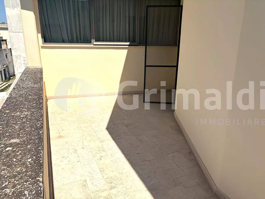 Immagine 7 di Locale commerciale in vendita  in Via Aldo Moro 89 a Tuglie
