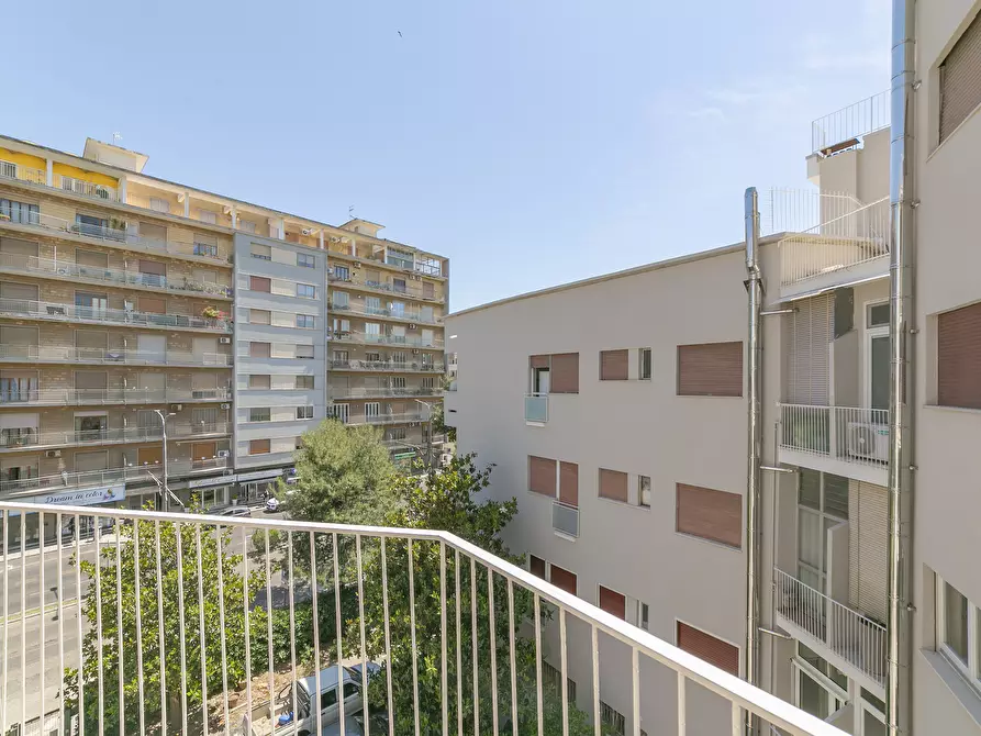 Immagine 22 di Quadrilocale in vendita  in Via Regina Elena 23 a Lecce