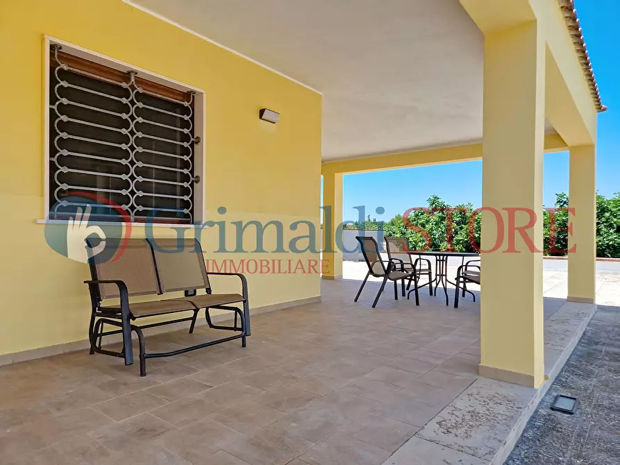 Immagine 7 di Villa in vendita  a Manduria