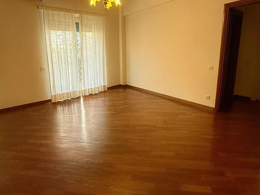 Immagine 3 di Trilocale in affitto  in Via Arturo Graf 52 a Roma