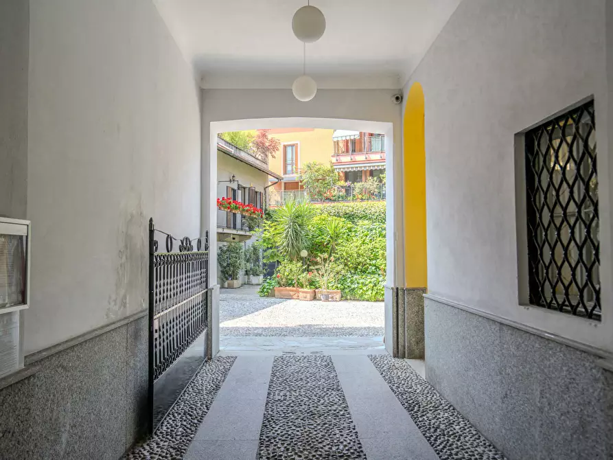 Immagine 41 di Trilocale in affitto  in Corso Lodi 90 a Milano