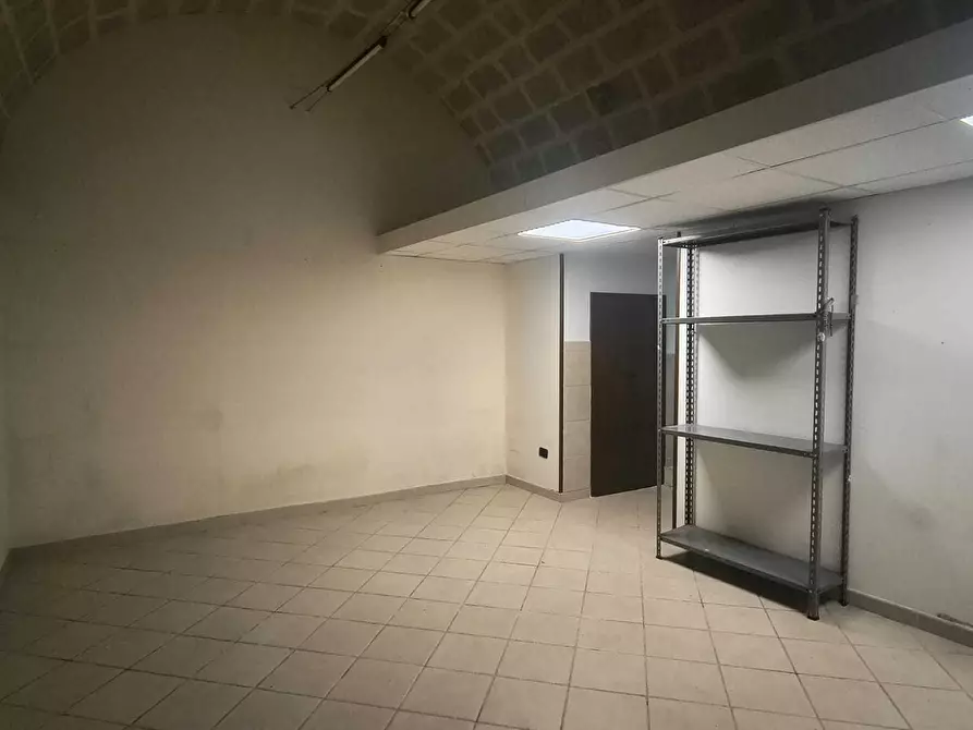 Immagine 24 di Casa indipendente in vendita  in Via Cavour a Monopoli