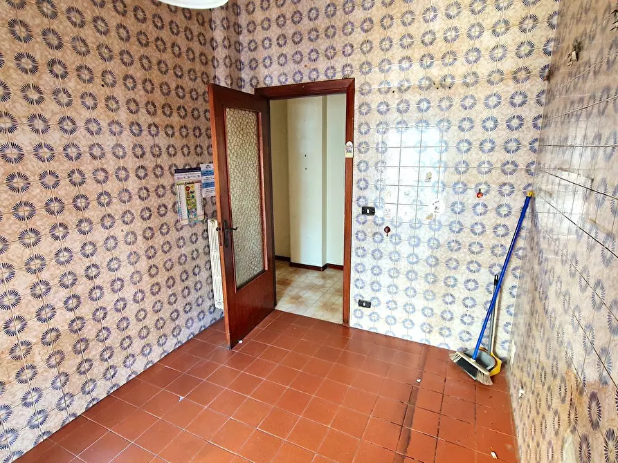 Immagine 22 di Quadrilocale in vendita  in Via Dei Due Principati 216 a Avellino