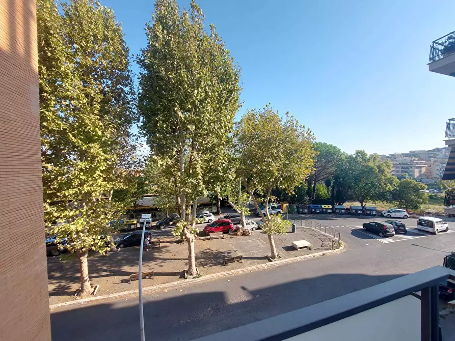 Immagine 24 di Trilocale in vendita  in Via Ascanio Fenizi 71 a Roma