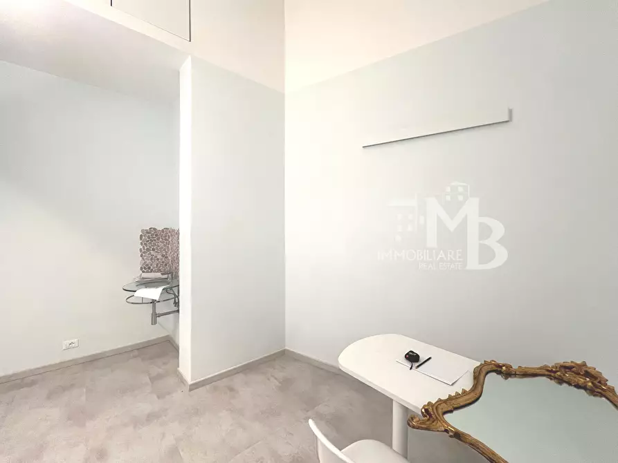 Immagine 11 di Locale commerciale in affitto  in Via Piero Schiaffino 58 a Camogli