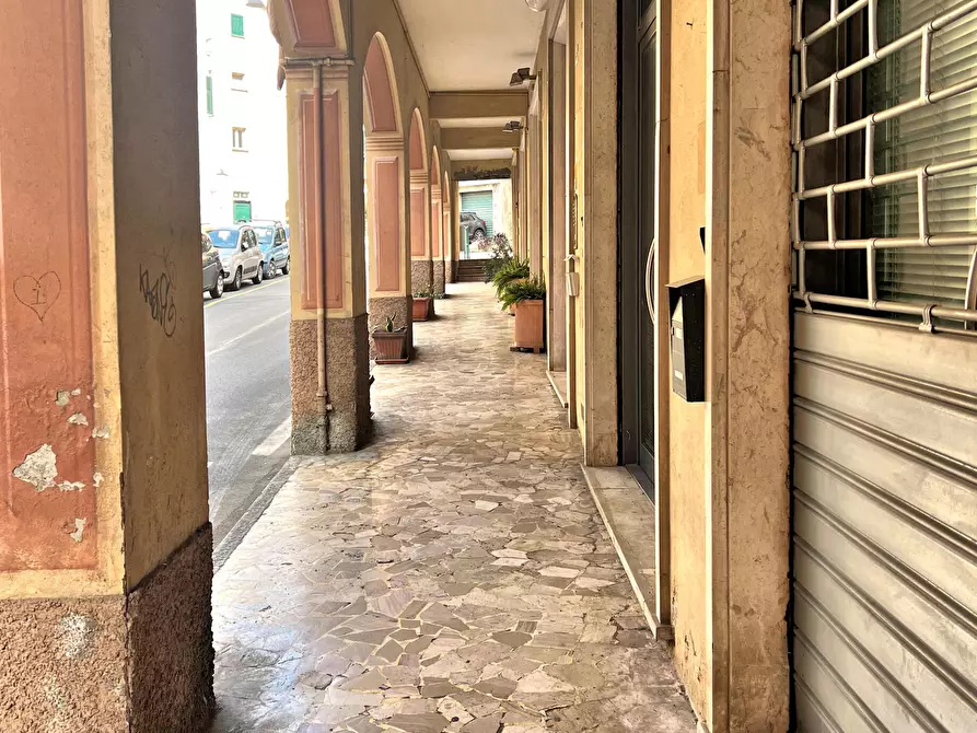 Immagine 5 di Locale commerciale in affitto  in Via Piero Schiaffino 58 a Camogli