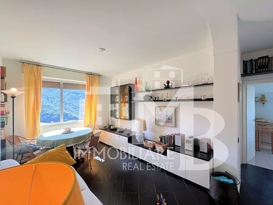 Immagine 9 di Pentalocale in vendita  in Via Privata Gilberto Govi 6 a Recco