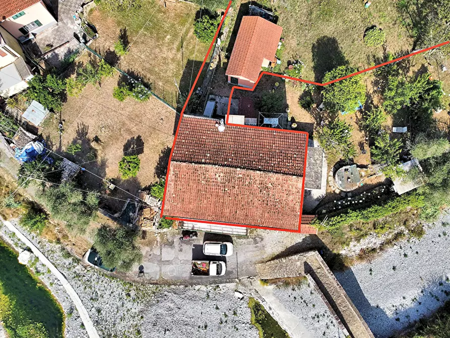 Immagine 35 di Quadrilocale in vendita  in Via Ponti Romani 31 a Recco
