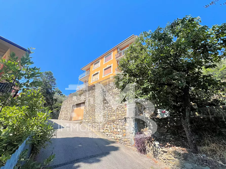 Immagine 37 di Pentalocale in vendita  in Via Privata Gilberto Govi 6 a Recco