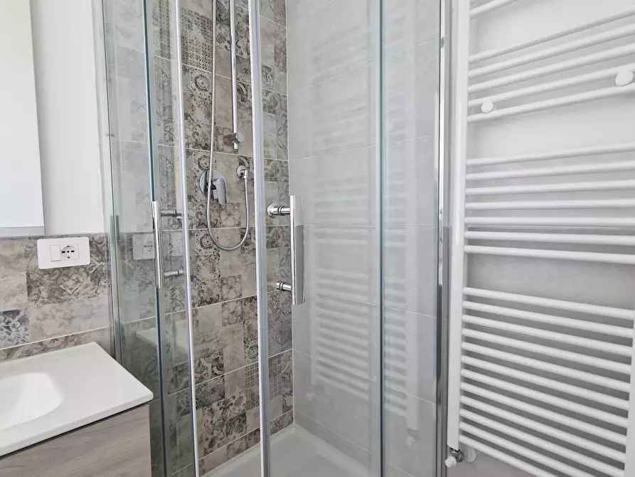 Immagine 5 di Trilocale in vendita  in Via sarzanello a Sarzana