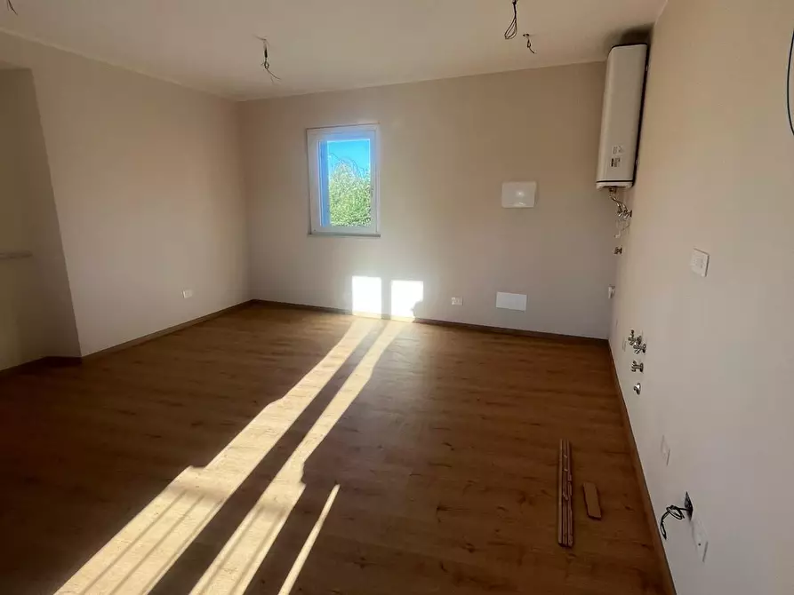Immagine 8 di Quadrilocale in vendita  a Sarzana