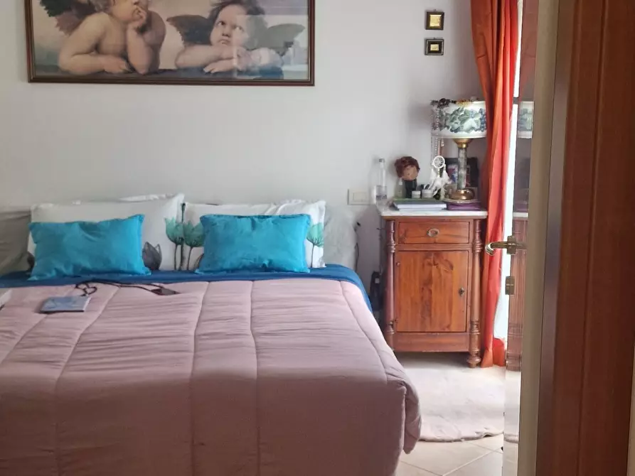 Immagine 13 di Bilocale in vendita  a La Spezia