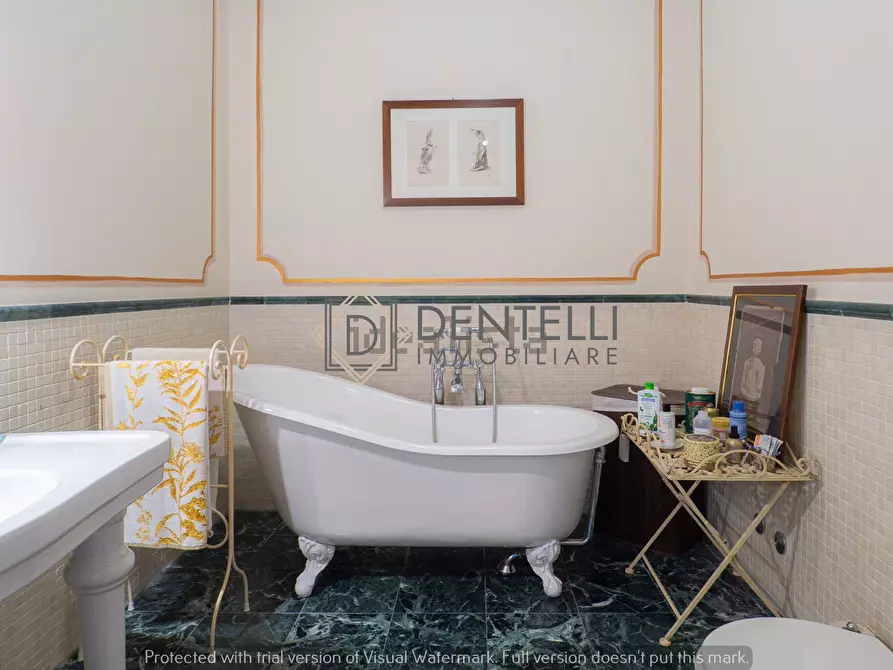 Immagine 18 di Appartamento in vendita  a Sarzana