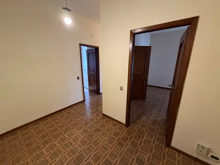 Immagine 8 di Trilocale in vendita  in Via Pietro Gori a Sarzana