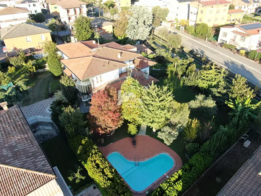 Immagine 3 di Villa in vendita  in via giovanni pascoli 23 a Torbole Casaglia