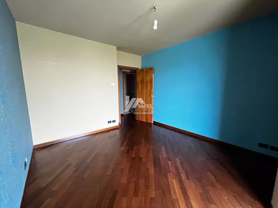 Immagine 16 di Trilocale in vendita  in Via Creta 21 a Brescia