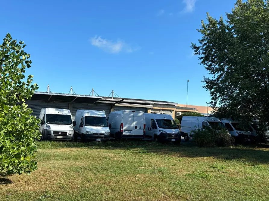 Immagine 22 di Attività artigianale in vendita  in Via Giosuè Carducci 17 a San Pietro Mosezzo