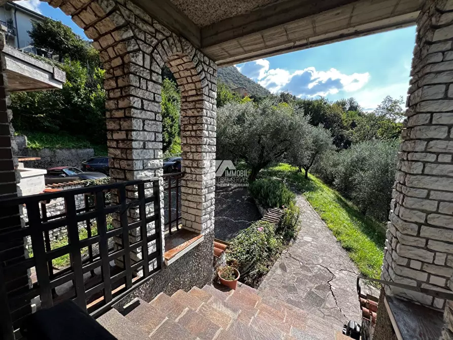 Immagine 12 di Villa in vendita  in via camontaro 10 a Sulzano