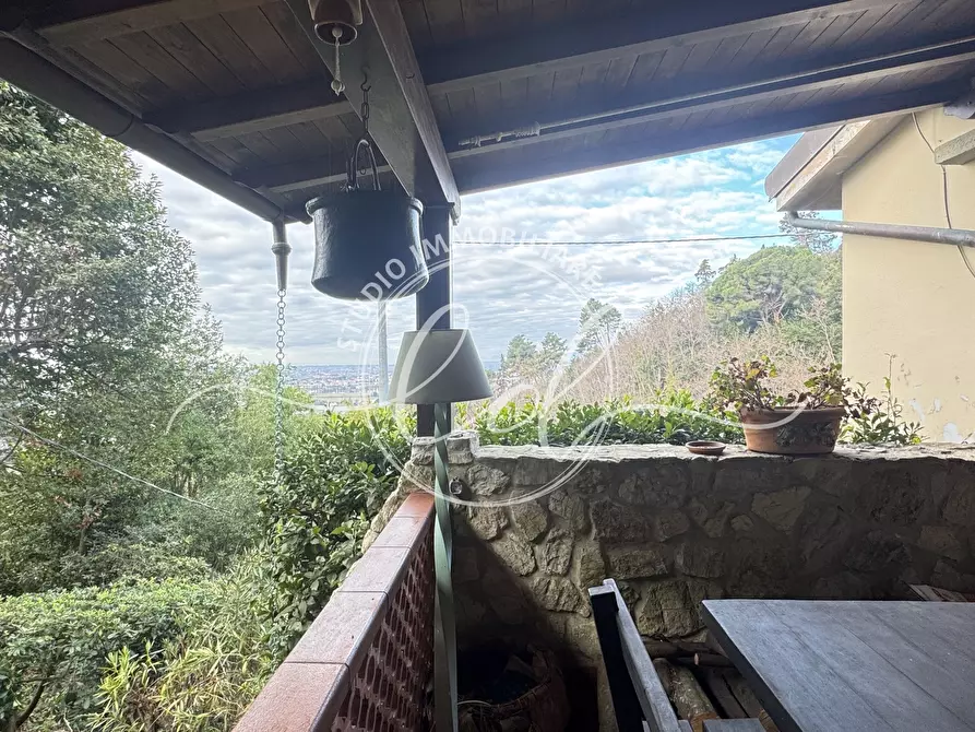 Immagine 17 di Casa indipendente in vendita  a Massarosa