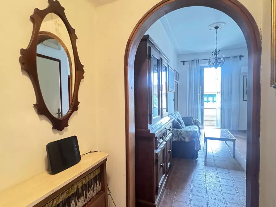 Immagine 3 di Quadrilocale in affitto  a Pietrasanta