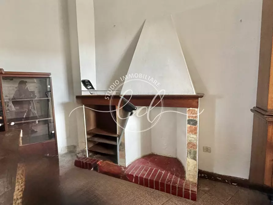 Immagine 18 di Quadrilocale in vendita  a Seravezza