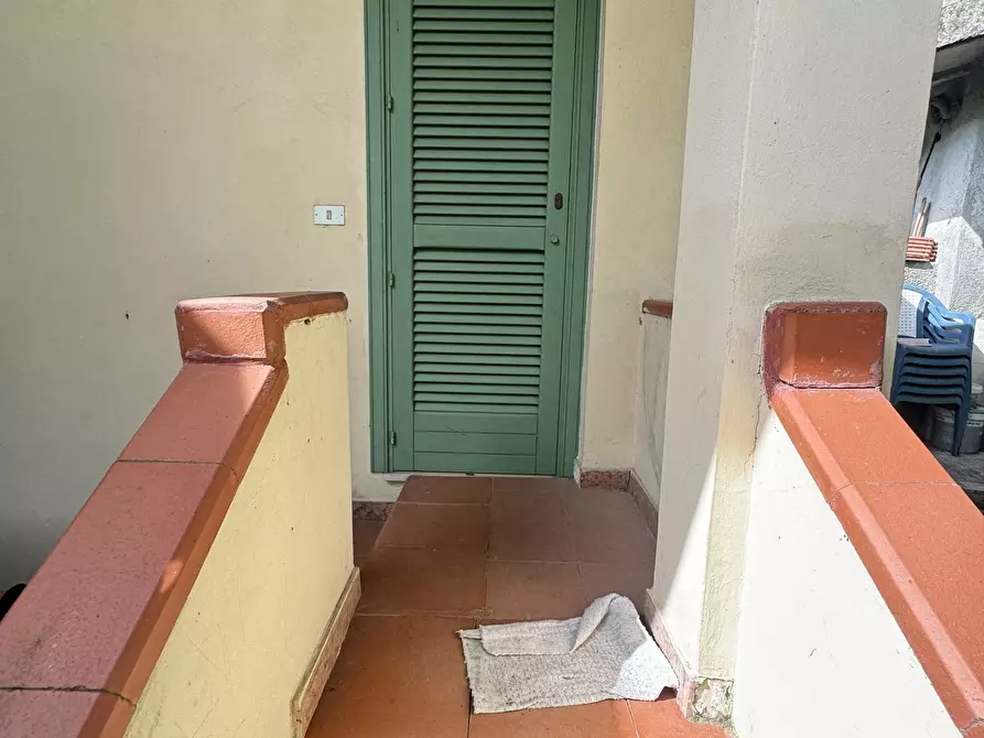 Immagine 6 di Porzione di casa in vendita  a Pietrasanta
