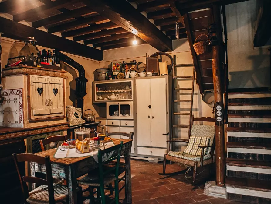 Immagine 17 di Rustico / casale in affitto  a Camaiore