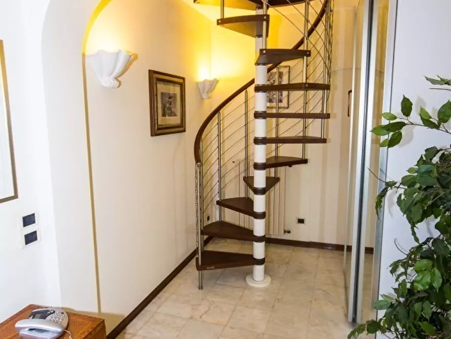 Immagine 20 di Appartamento in vendita  a Pietrasanta