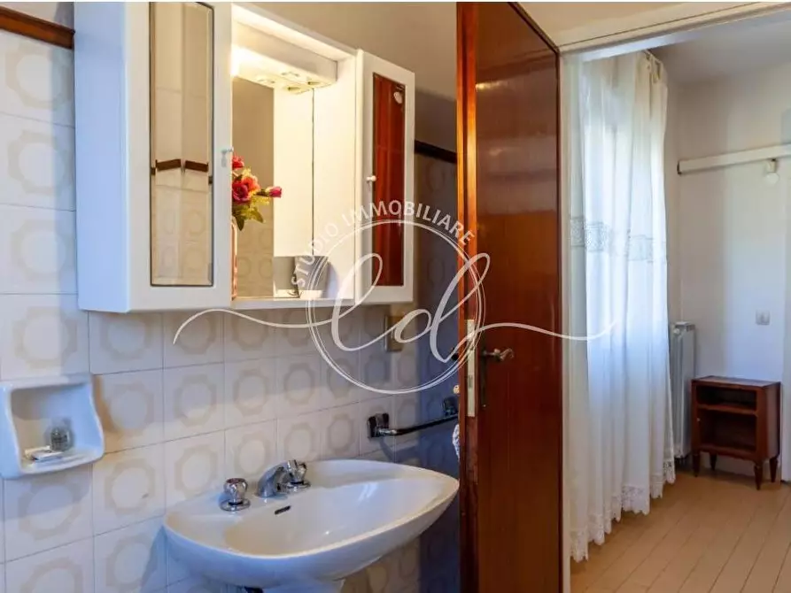 Immagine 19 di Terratetto in vendita  a Camaiore