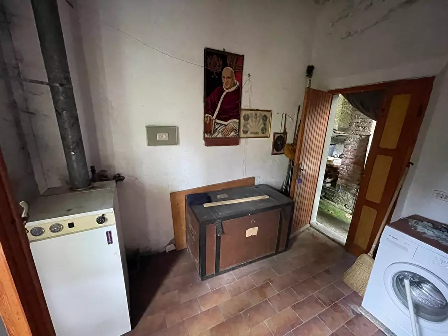 Immagine 54 di Porzione di casa in vendita  a Stazzema
