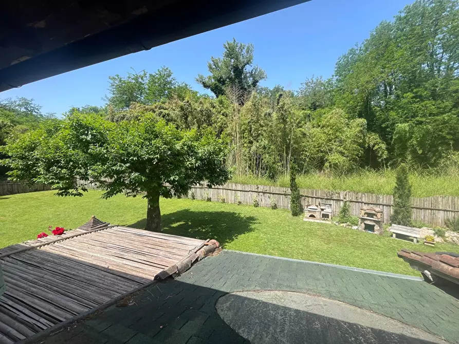 Immagine 33 di Casa indipendente in vendita  a Camaiore