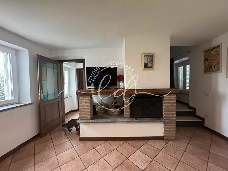 Immagine 34 di Terratetto in vendita  a Seravezza