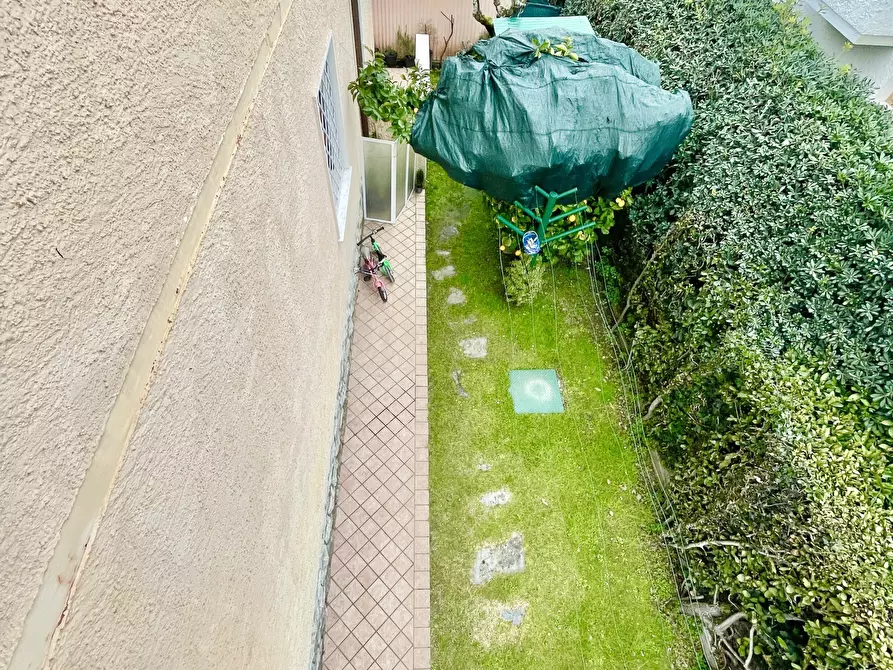 Immagine 23 di Casa indipendente in affitto  a Pietrasanta