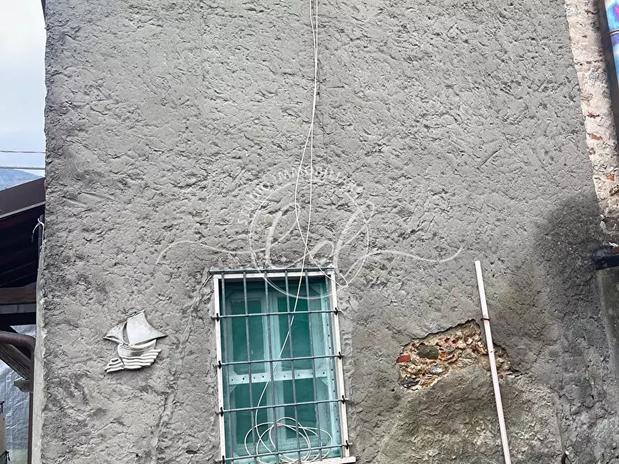 Immagine 17 di Casa semindipendente in vendita  a Camaiore