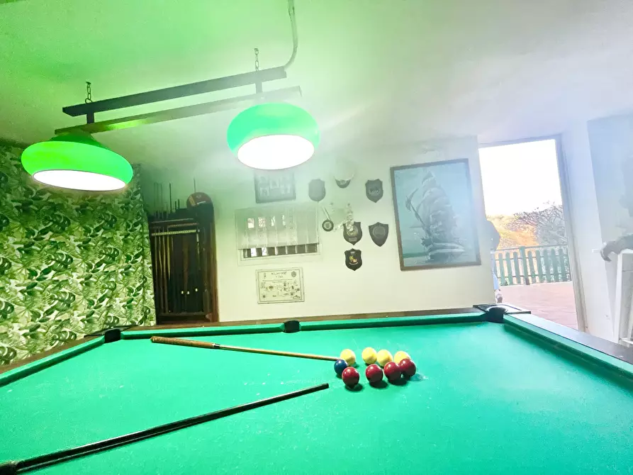 Immagine 83 di Porzione di casa in vendita  a Massarosa