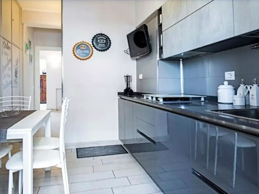 Immagine 20 di Quadrilocale in affitto  a Camaiore