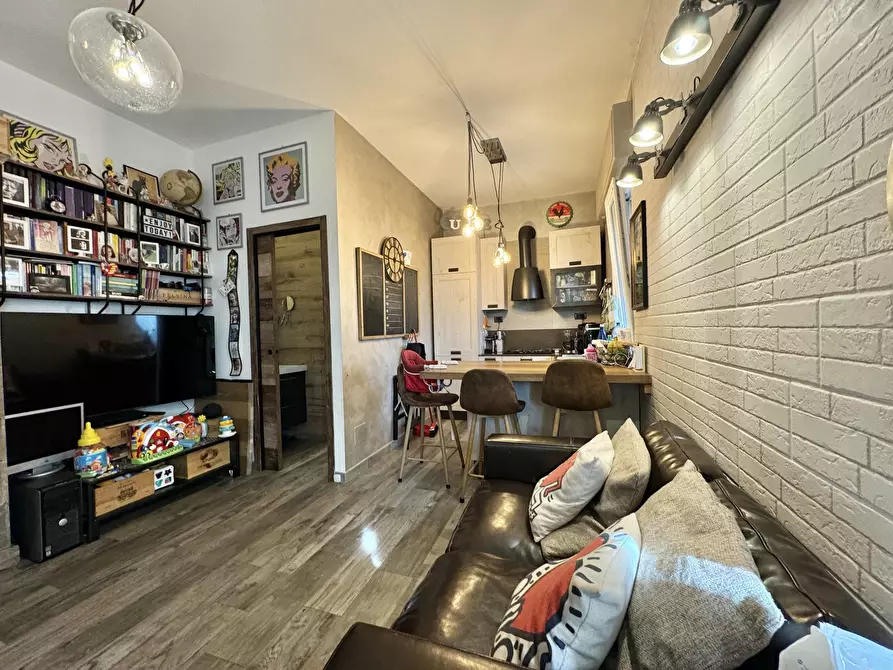 Immagine 6 di Quadrilocale in affitto  a Pietrasanta