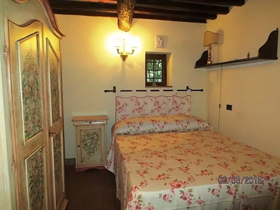 Immagine 14 di Porzione di casa in vendita  a Seravezza