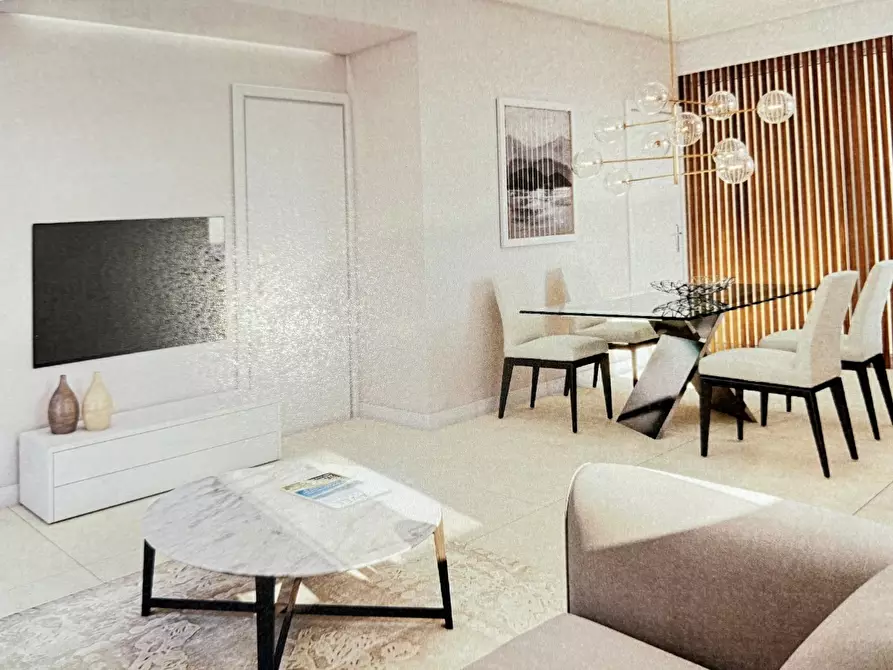 Immagine 5 di Villa in vendita  a Seravezza