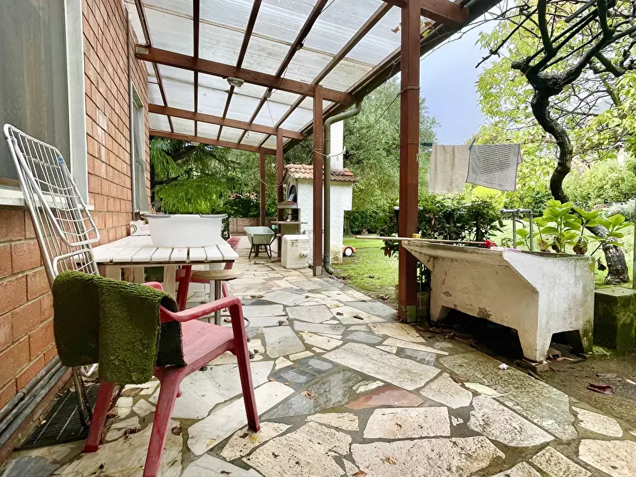 Immagine 64 di Casa indipendente in vendita  a Seravezza