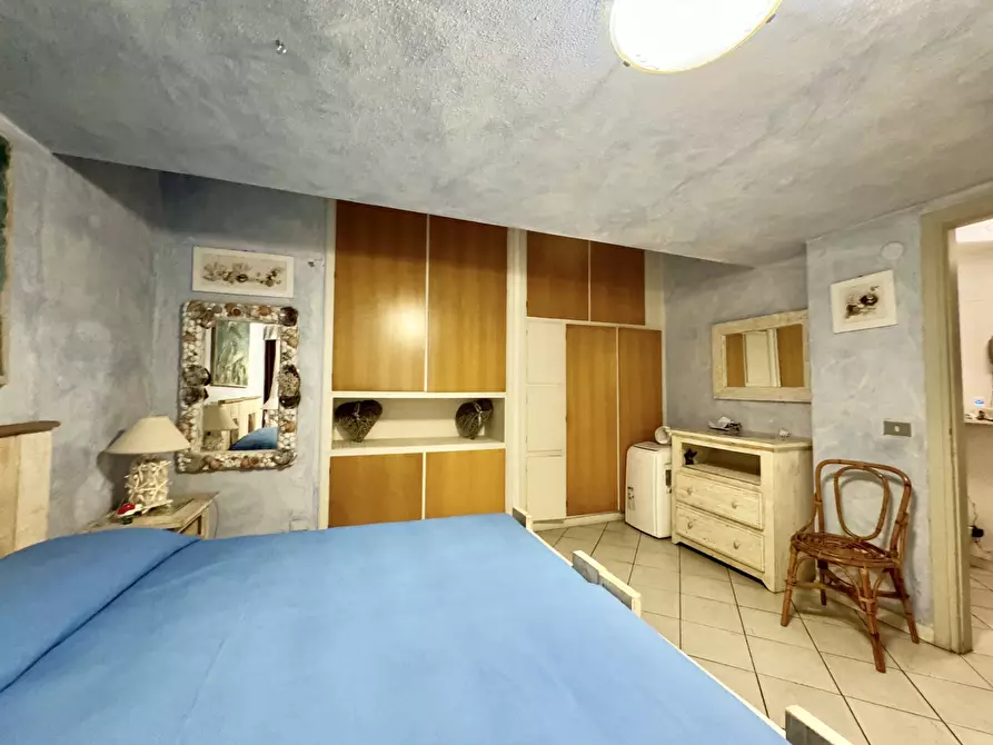 Immagine 20 di Quadrilocale in vendita  a Seravezza