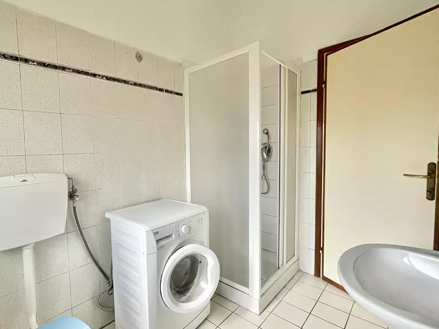 Immagine 16 di Quadrilocale in affitto  a Pietrasanta