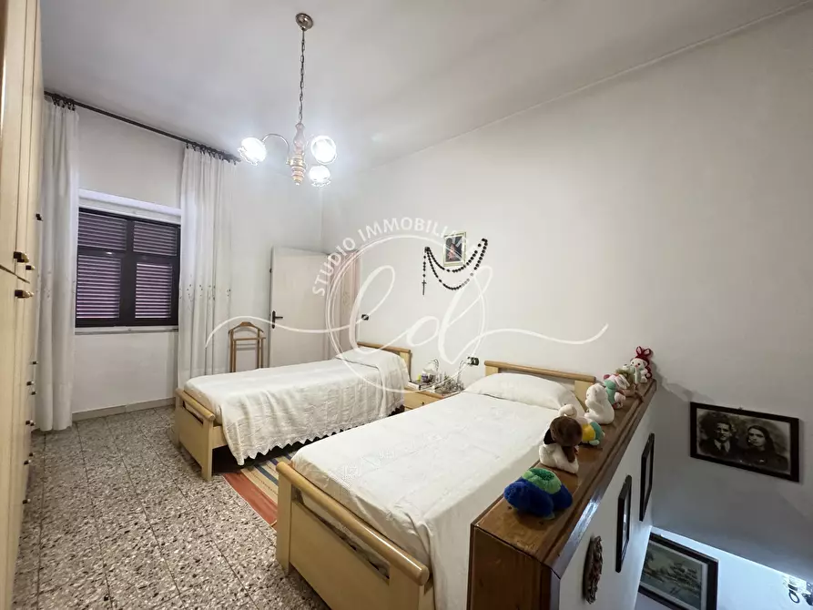 Immagine 28 di Porzione di casa in vendita  a Pietrasanta