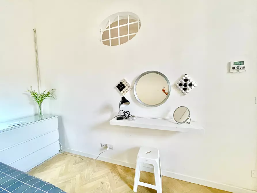 Immagine 29 di Trilocale in affitto  a Pietrasanta